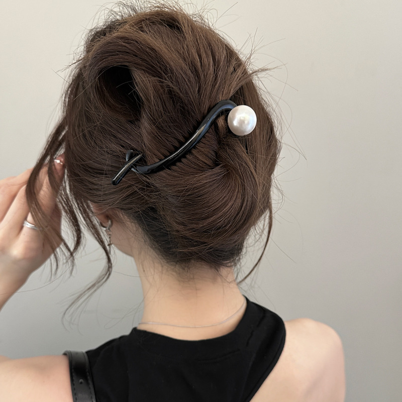 1pc Simple coffee colored pear - Tippet Line review and price